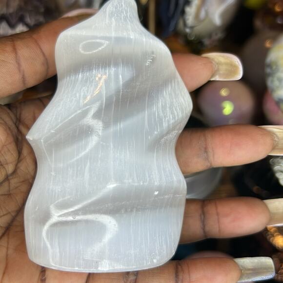 White Selenite Crystal Flame Tower (Light stand not included) - Picture 3 of 3